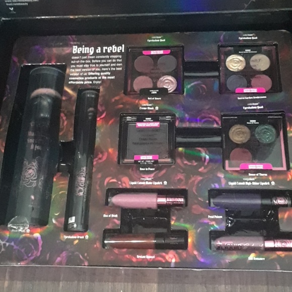 💕will trade or sell💕L.E. rebel rose collection - Picture 6 of 8